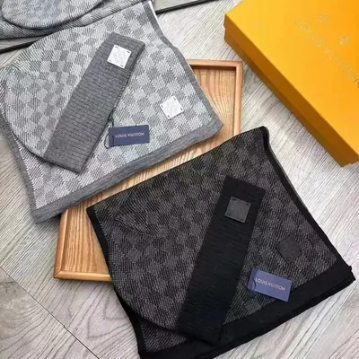 Louis Vuitton Monogram Knit Scarf