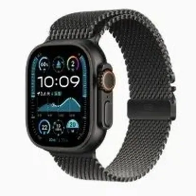 Apple Watch Series 8 with Milanese Loop Band